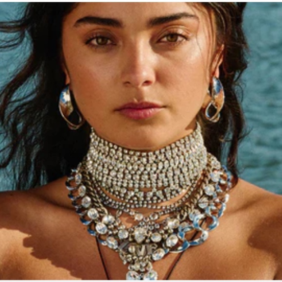 NIB DANNIJO Stellan Crystal Necklace